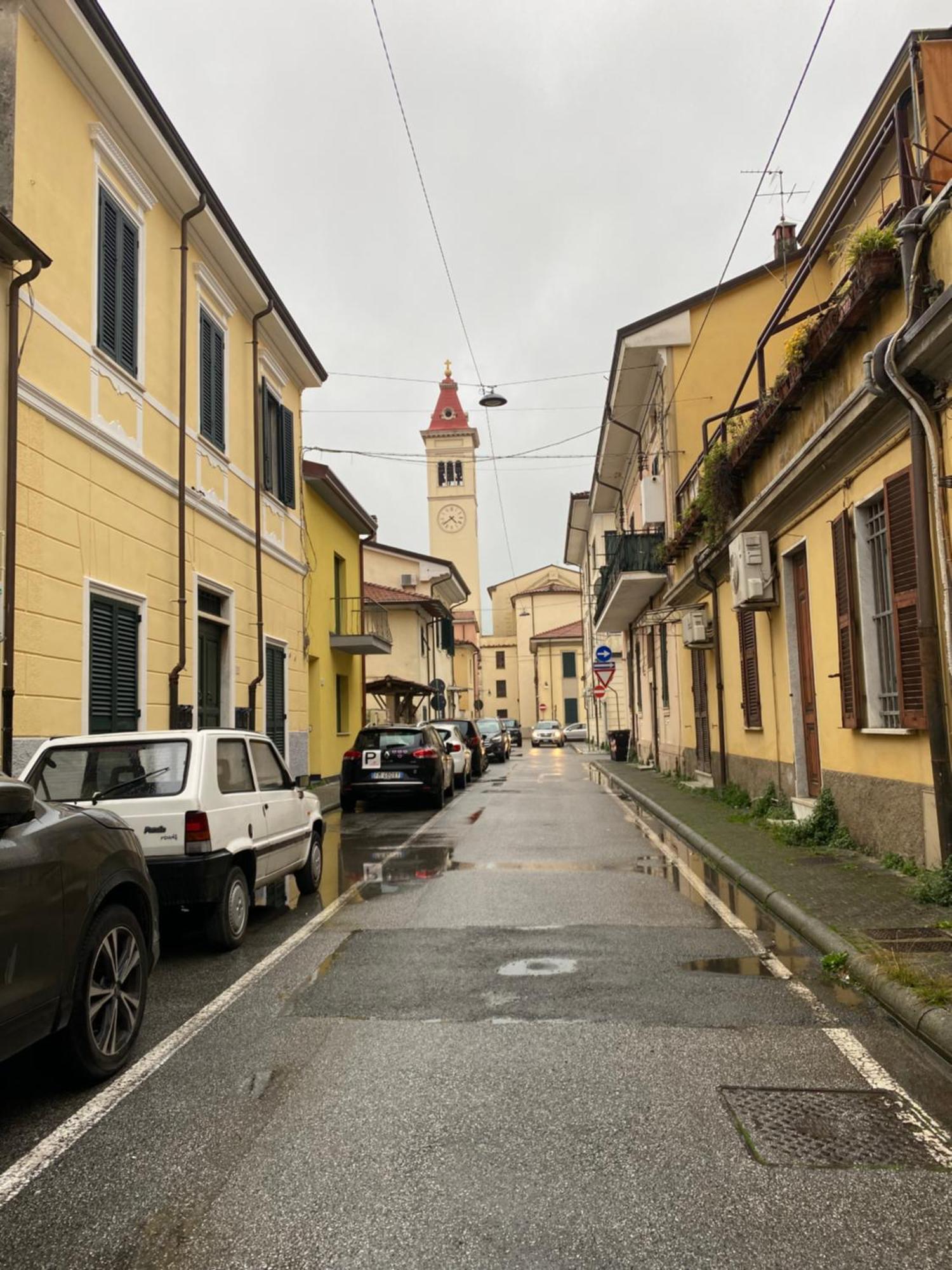 L'Orologio Matto Villa Marina Di Carrara Ngoại thất bức ảnh